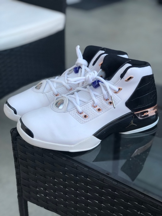 DS-Jordan 17 Retro (2016) \